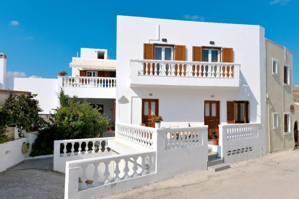 Alisahni Apartment Αδάμας Εξωτερικό φωτογραφία